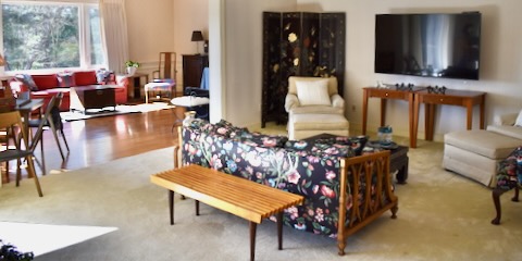 Beacon Estate Sales sale in Lincoln, MA