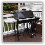 Z1. Weber propane grill. (No tank) - $65