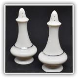 P18. Lenox salt and pepper shakers