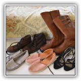 C28. Ladies' shoes