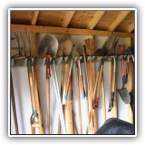 L08. Garden tools