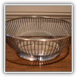 S08. Silver round bread basket. Made in Italy. 8"w - $16